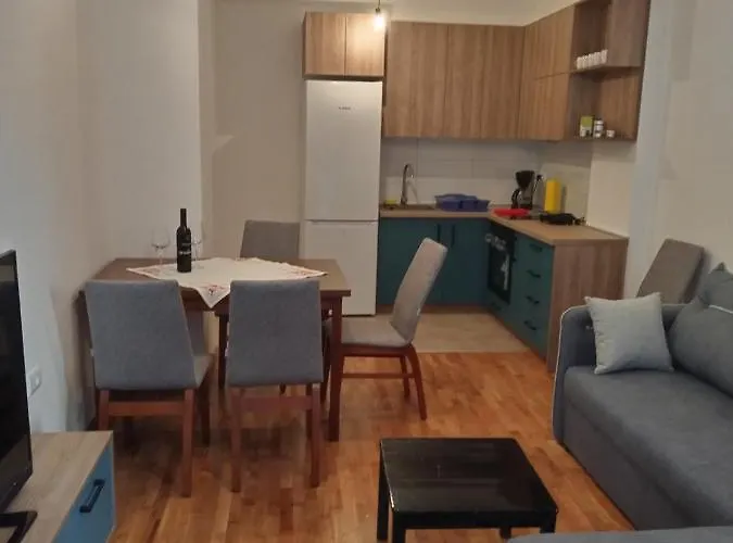 Majestic Apartment